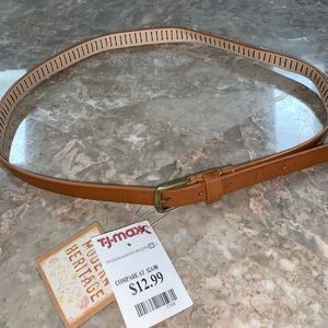 Women’s Belt NWT